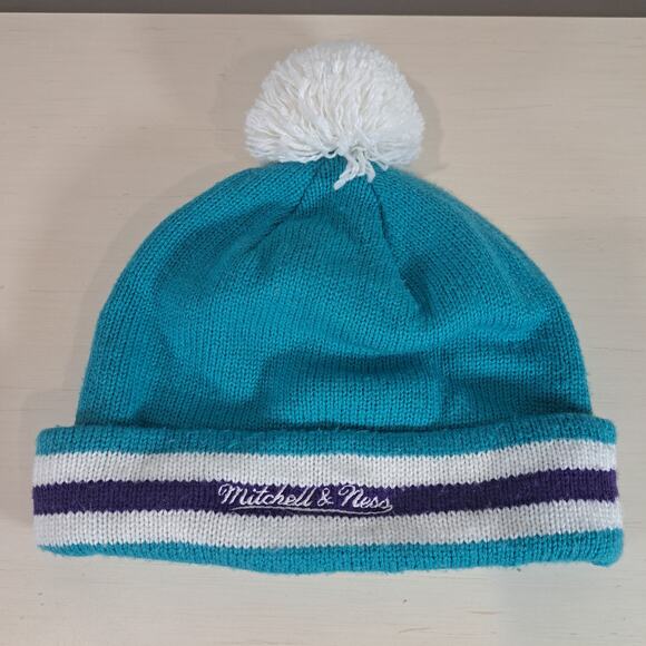 Charlotte Hornets Mitchell & Ness Knit Pom Pom NBA WInter Beanie - Picture 4 of 7